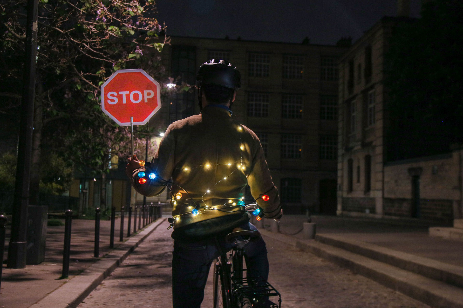 In der Dämmerung auf dem Fahrrad: Licht an und Warnweste überziehen -  VeloTOTAL - Aktuelle News rund um das Thema Fahrrad