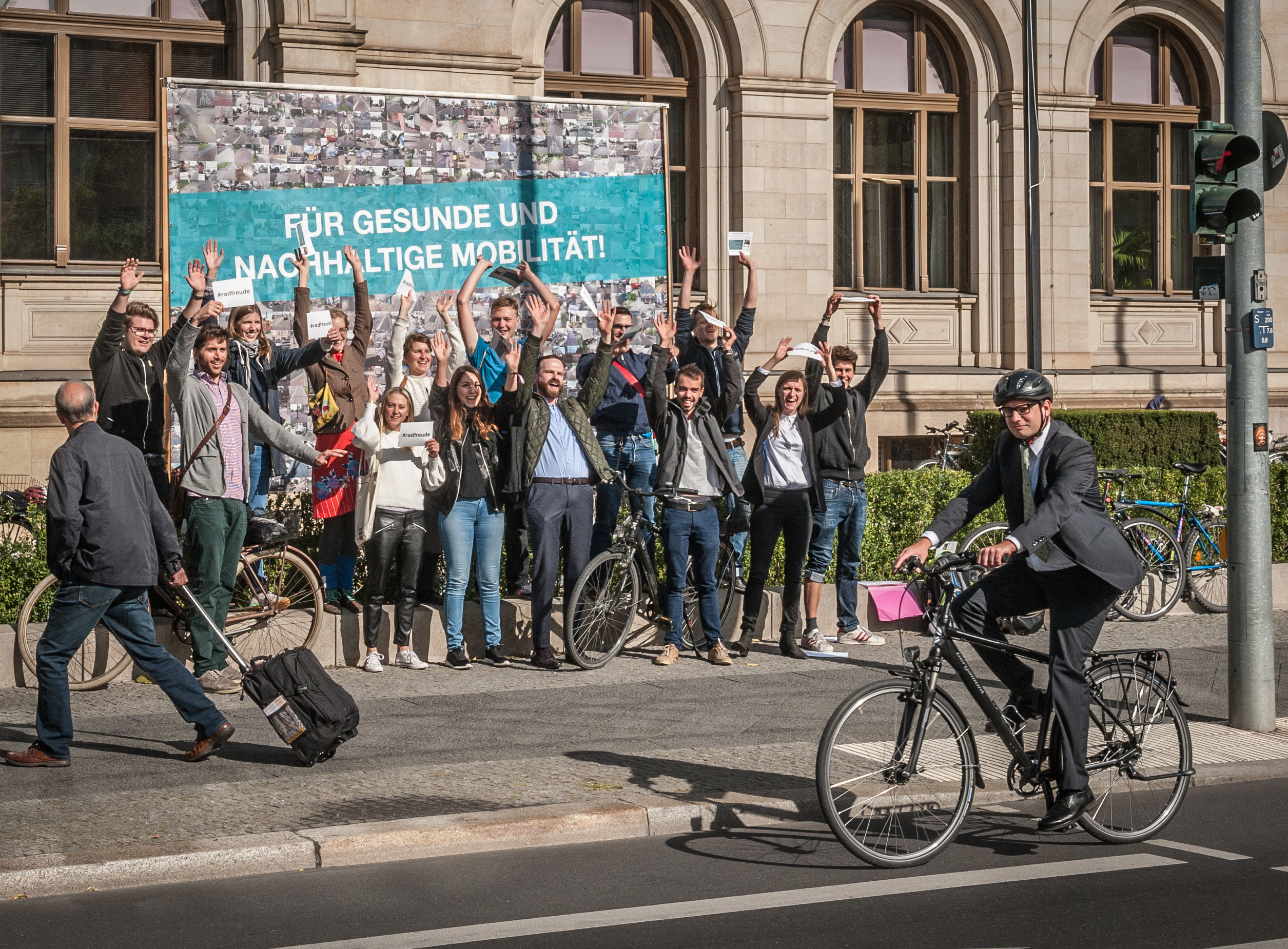 Initiative Volksentscheid Fahrrad mit Deutschem