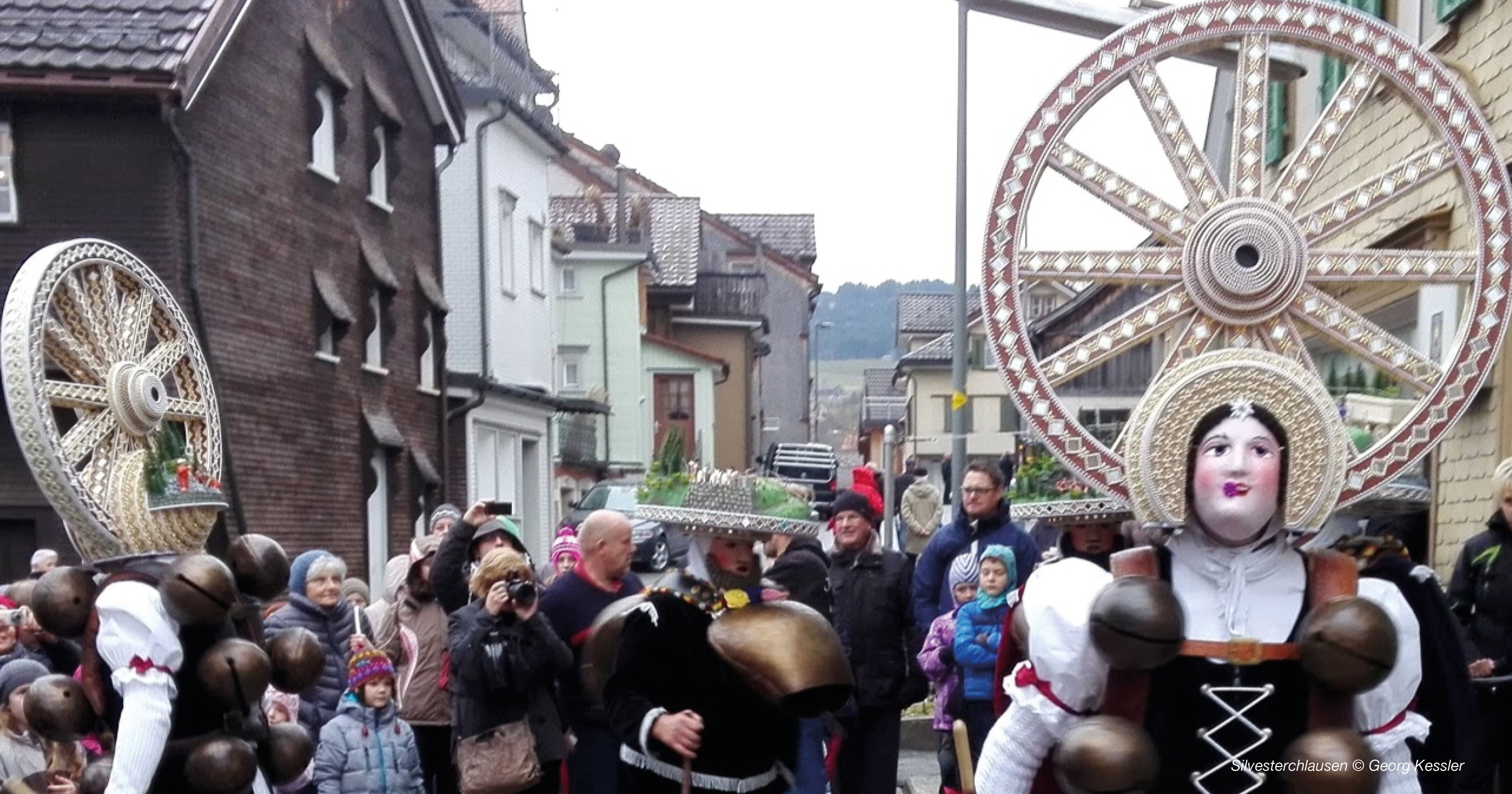 Silvesterkläuse 2021 Urnäsch - Brauchtum | Programm | COVID19