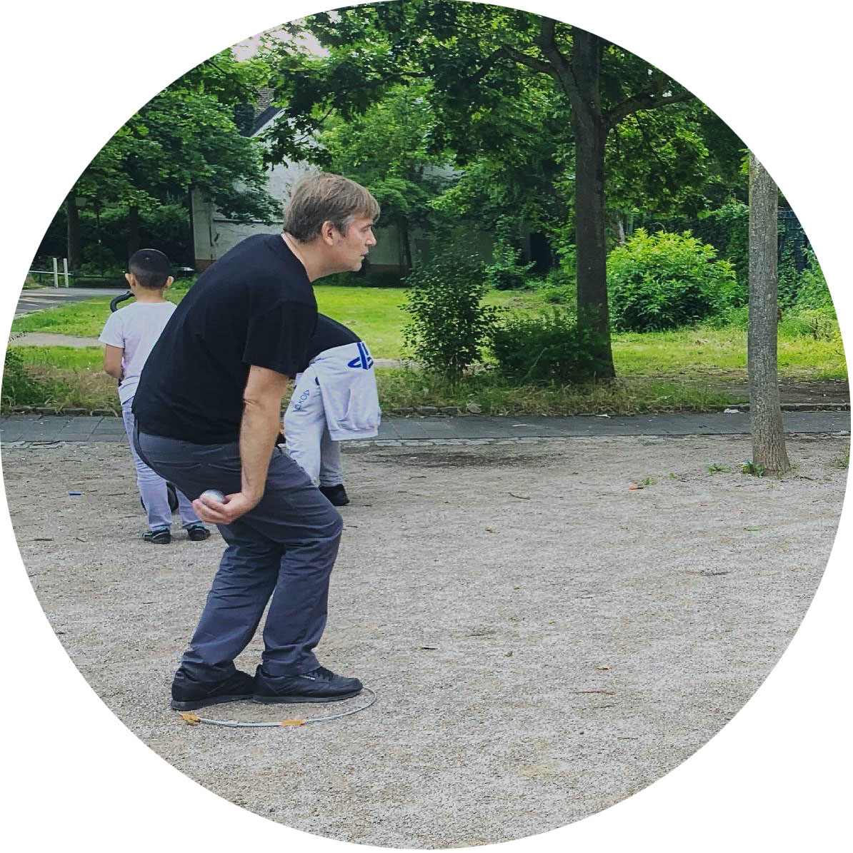 Manu begeisterter boule spieler hallo nachbar danke sch n die
