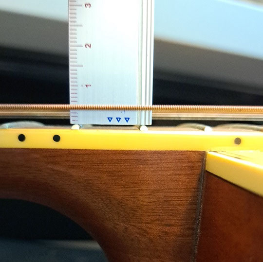 弦高調整】弾きやすくなるアコースティックギターのDIY - 柏柳友亮の