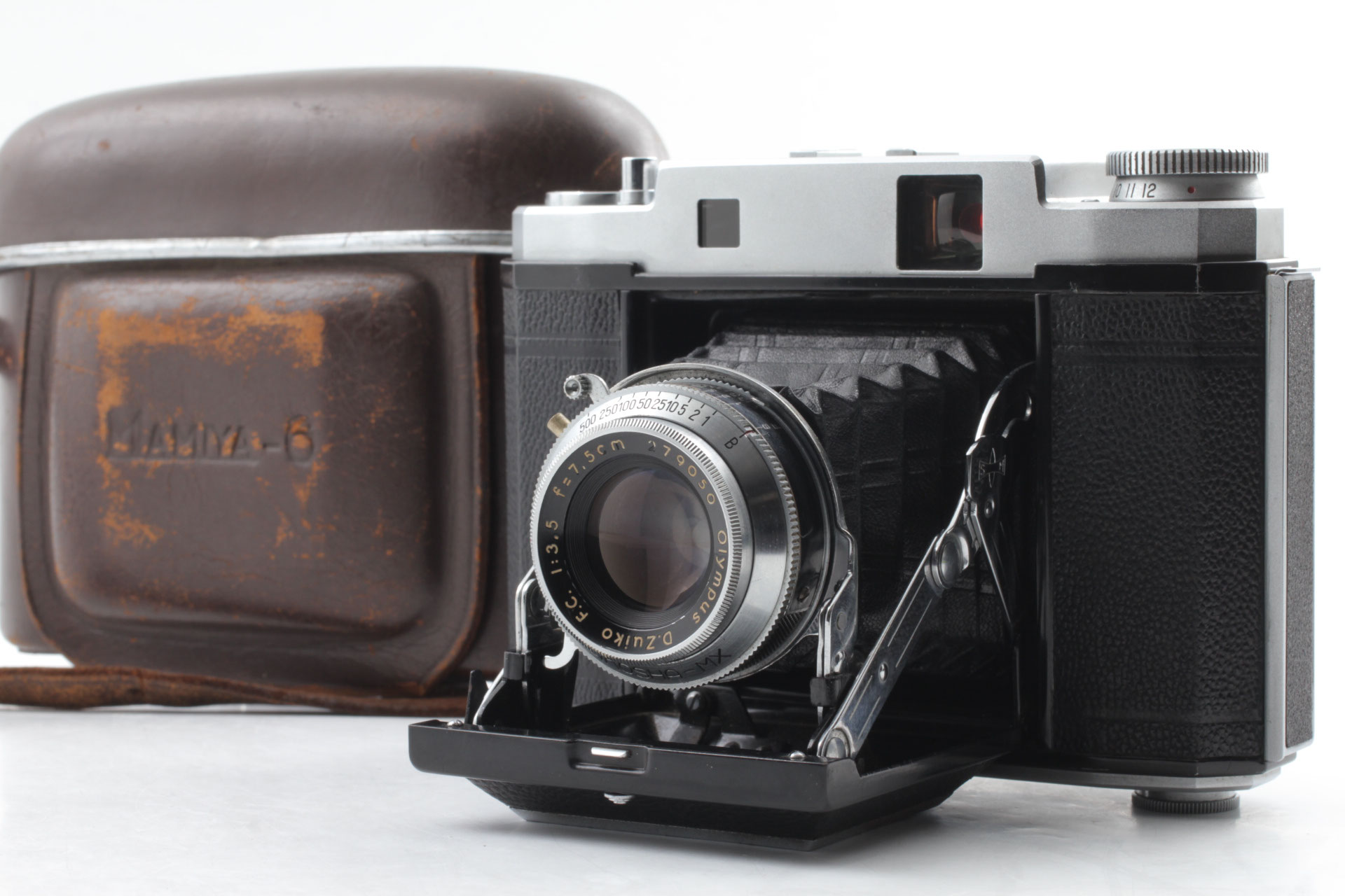 Mamiya New Mamiya 6 Body G 75mm f/3.5 マミヤ 中判フィルムカメラ Mamiya New Mamiya 6 Body G 75mm f/3.5 マミヤ 中判フィルムカメラ