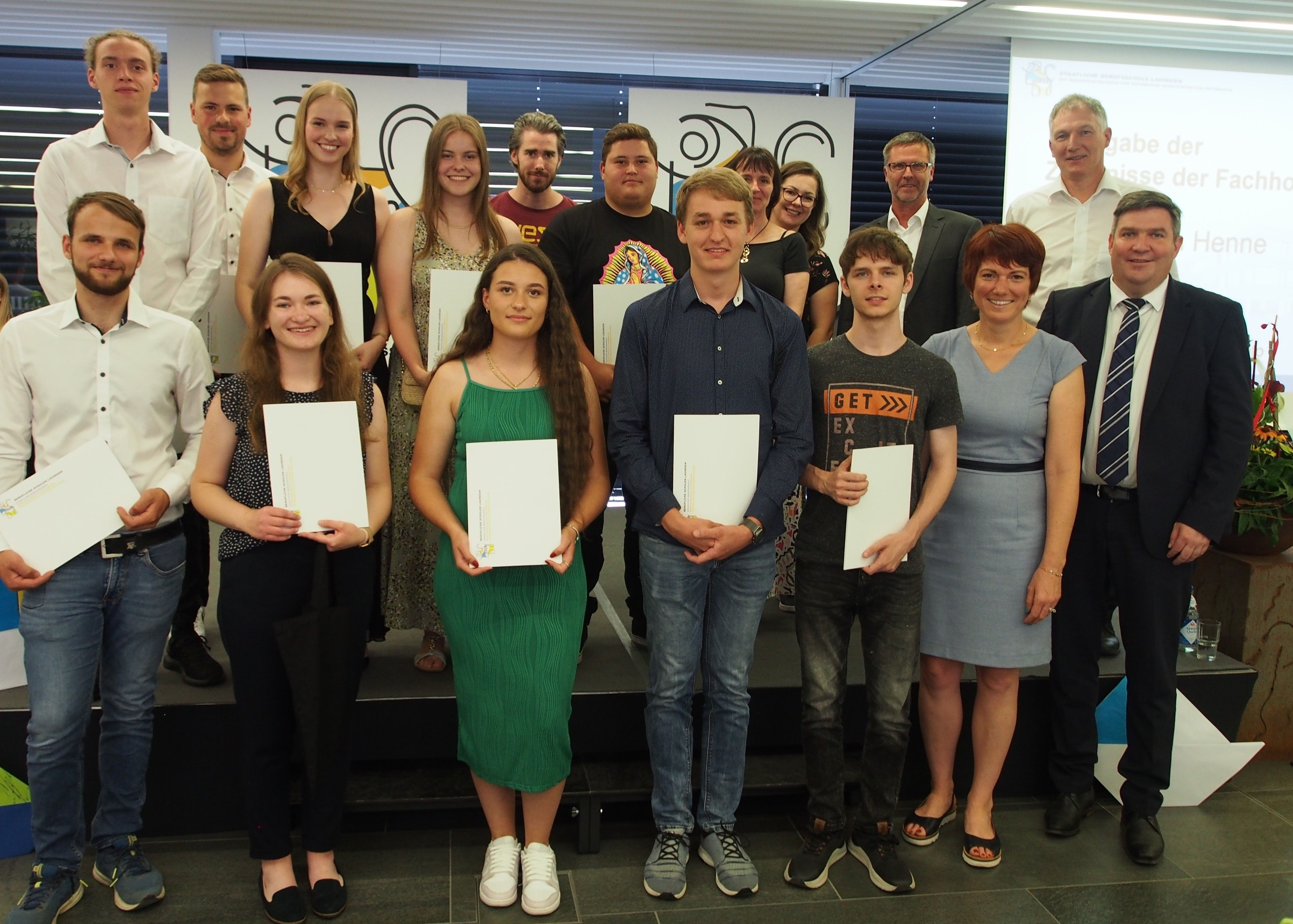 Abitur parallel zur Ausbildung BSPlus STAATLICHE BERUFSSCHULE LAUINGEN