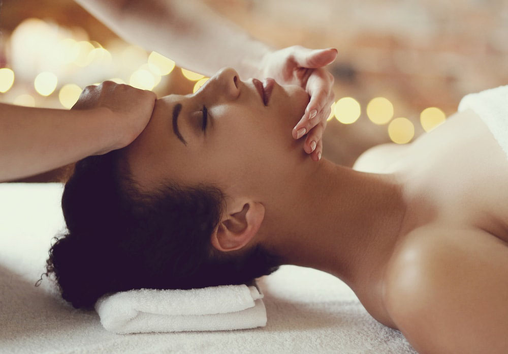 Spa Y Masaje Para Dos Sevilla Accesorios con los que realizar un masaje facial ideal - Decolores Natur