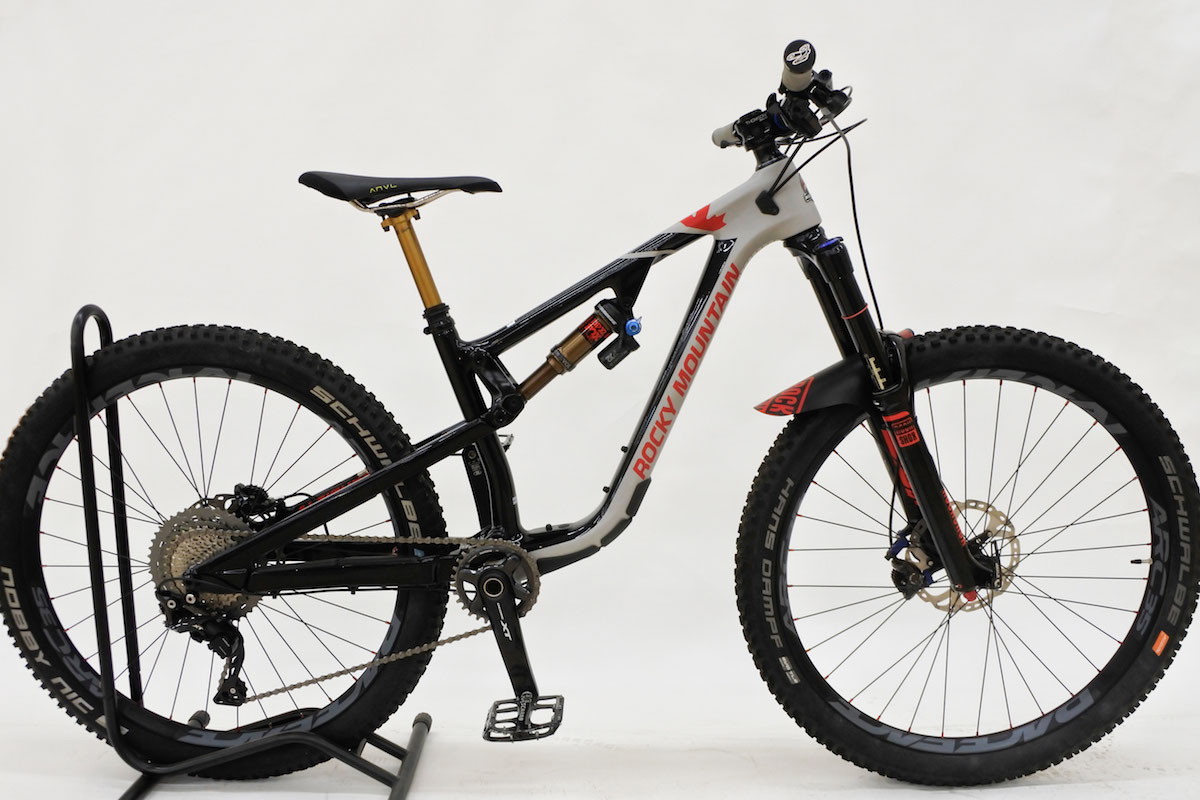 女性が選ぶマウンテンバイク 山梨のマウンテンバイクショップ カルノーサインドアバイクパーク カルノーサ Mtb Bmxshop Indoorbikepark キャンプとヴィンテージのお店 女性が選ぶマウンテンバイク 山梨のマウンテンバイクショップ カルノーサインドアバイクパーク カルノーサ Mtb Bmxshop Indoorbikepark キャンプとヴィンテージのお店