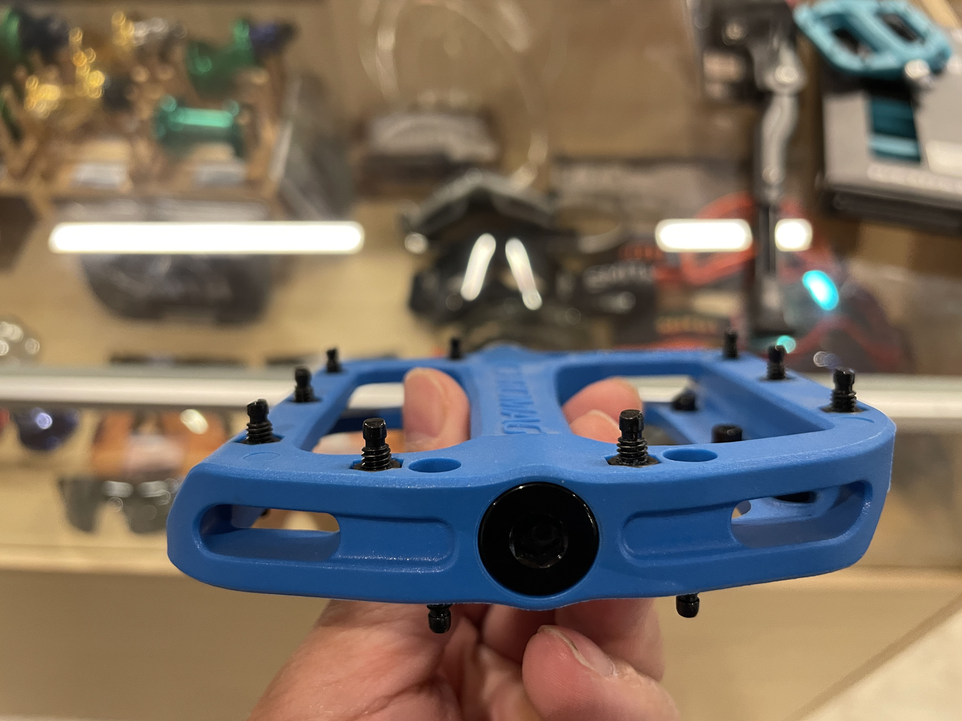 GT BMX MTBペダル ペダルで走りが変わる！-山梨のMTB.BMXプロショプカルノーサ