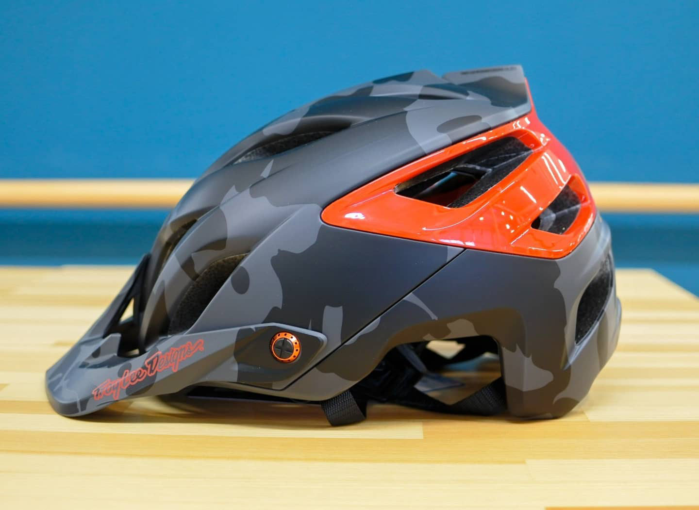 快適過ぎるTroy Lee Designs A3 Helmet発売! - CARNOSA 快適過ぎるTroy Lee Designs A3 Helmet発売! - CARNOSA