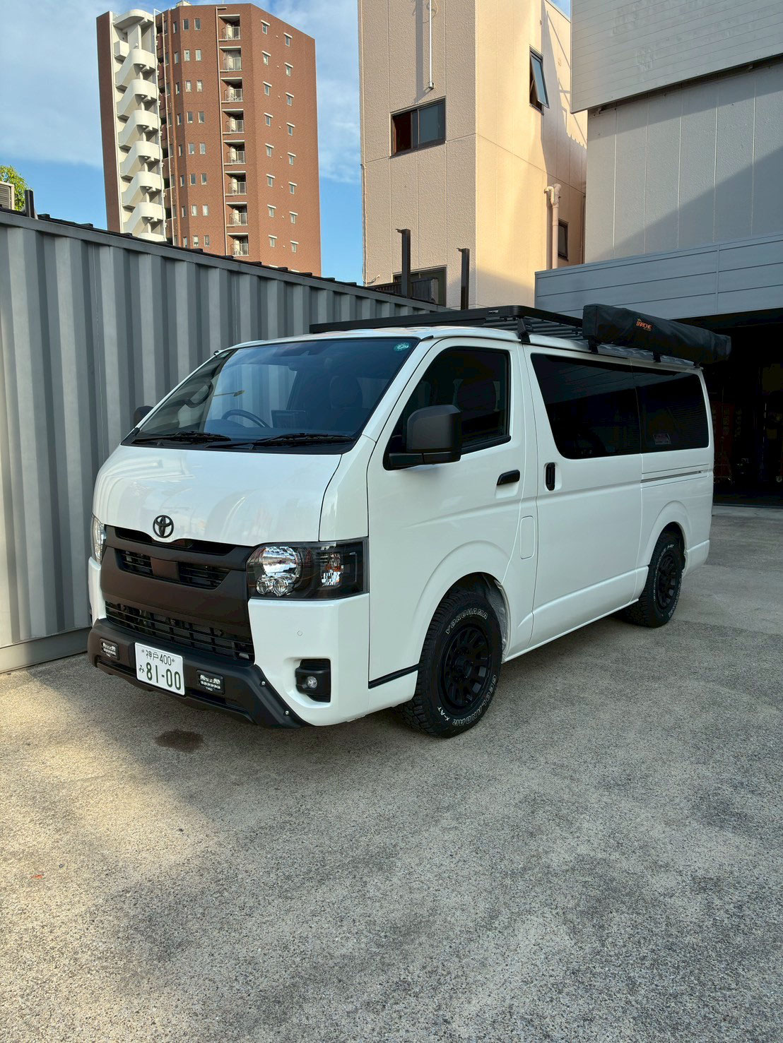 ハイエース200系 ナローボディ・ロールーフ専用ルーフラック