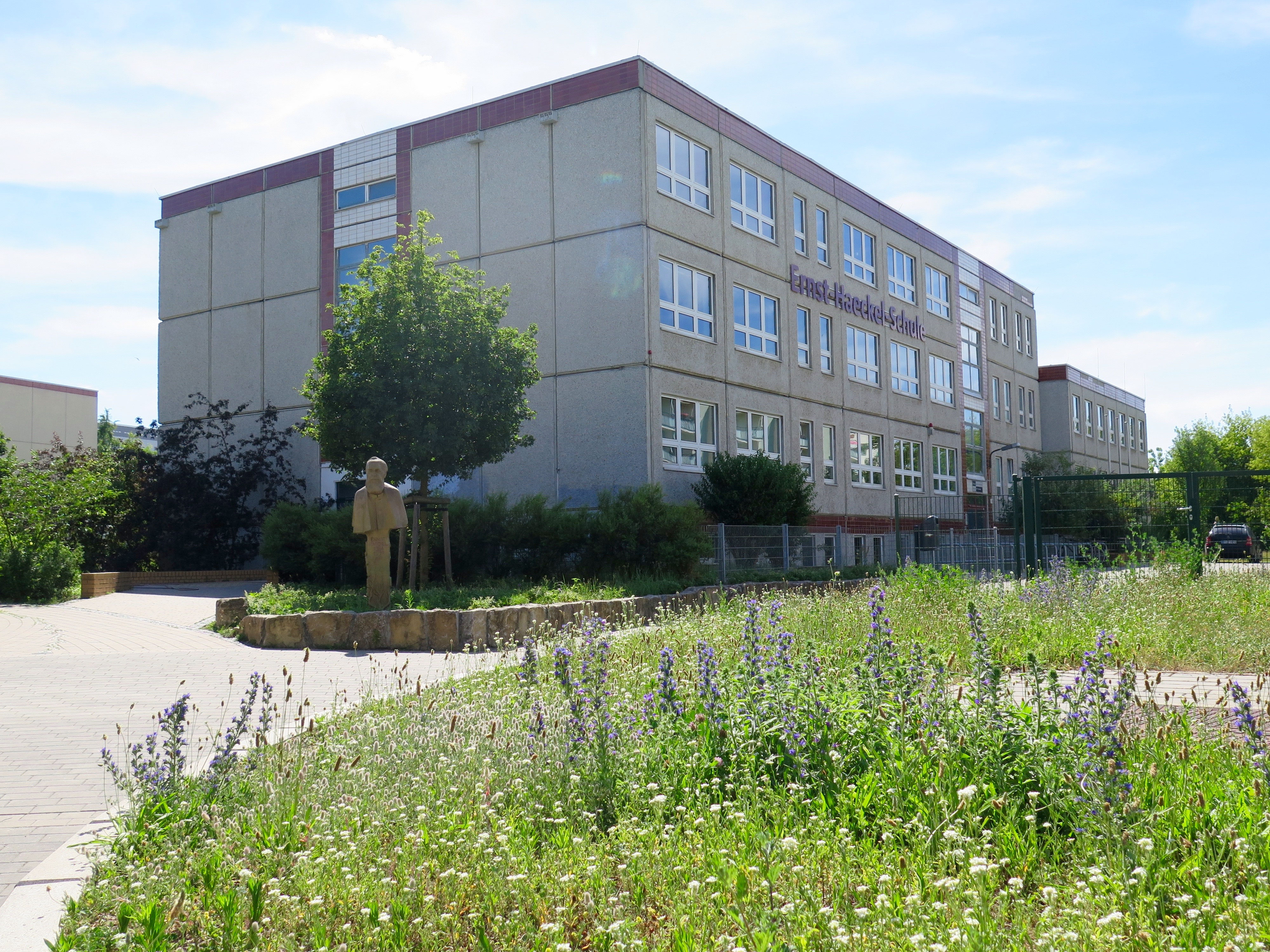 In den Ferien wird an elf Schulen gebaut - Lokalzeitung für Marzahn ...