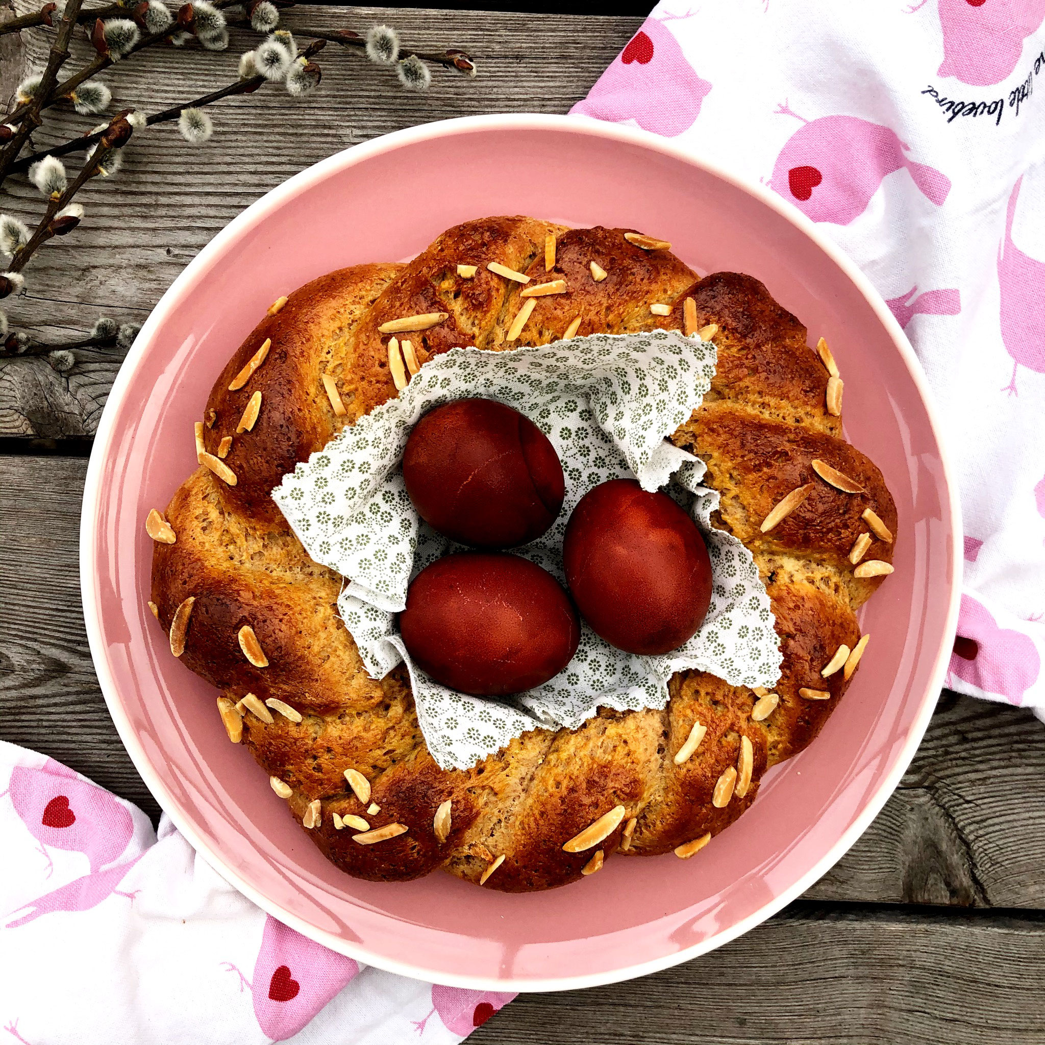 TopfenVollkornOsterkranz HEALTHY mit Paula