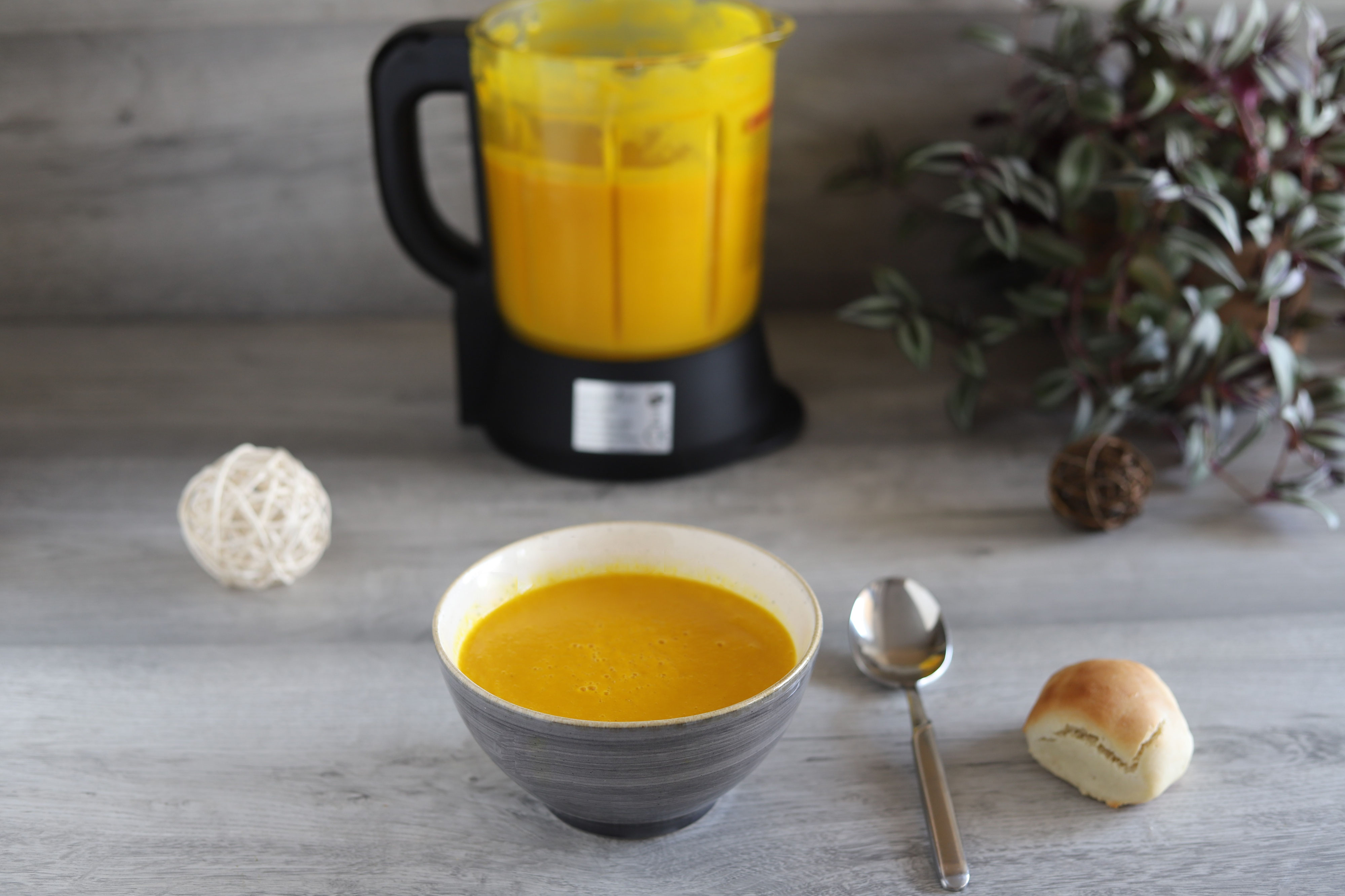 Kurbissuppe Im Deluxe Blender Von Pampered Chef The Pampered Chef Onlineshop Ofenzauberei Fur Ofenmeister Zaubersteine Uvm