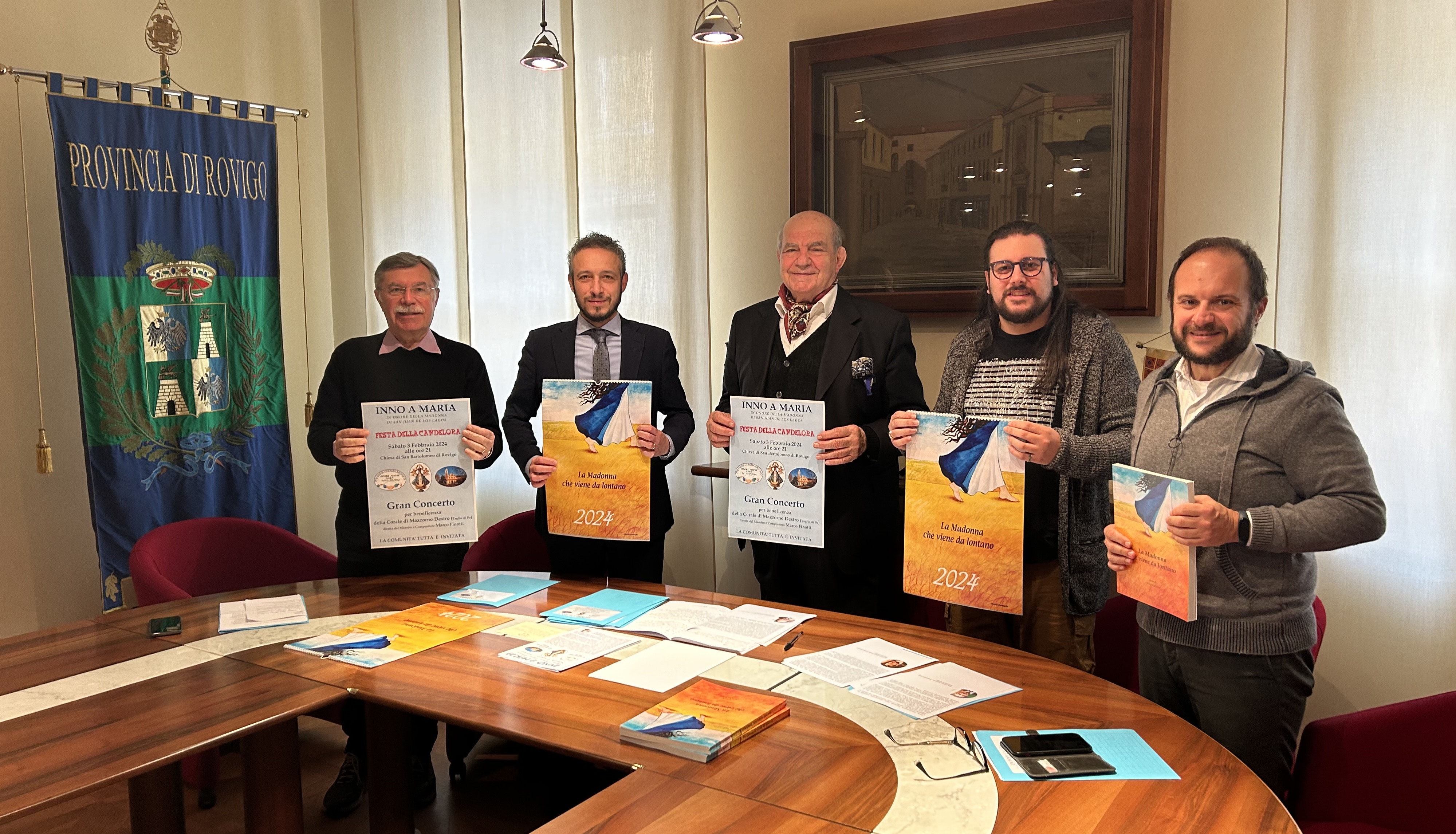 Concierto benéfico del Coro Mazorno Destro para Polesine invita a México