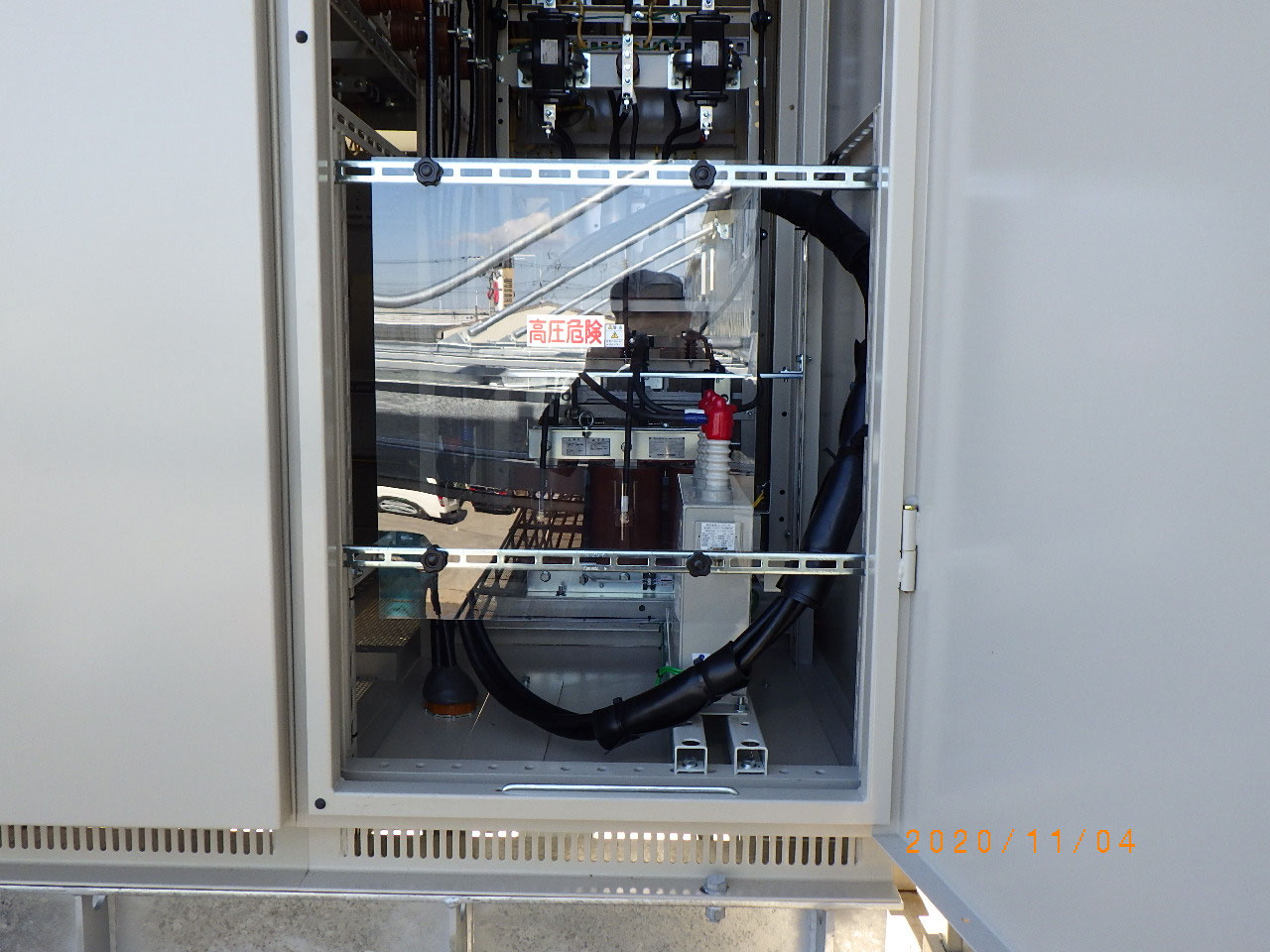 高圧ケーブル端末処理 キューピクル側 崎野電気