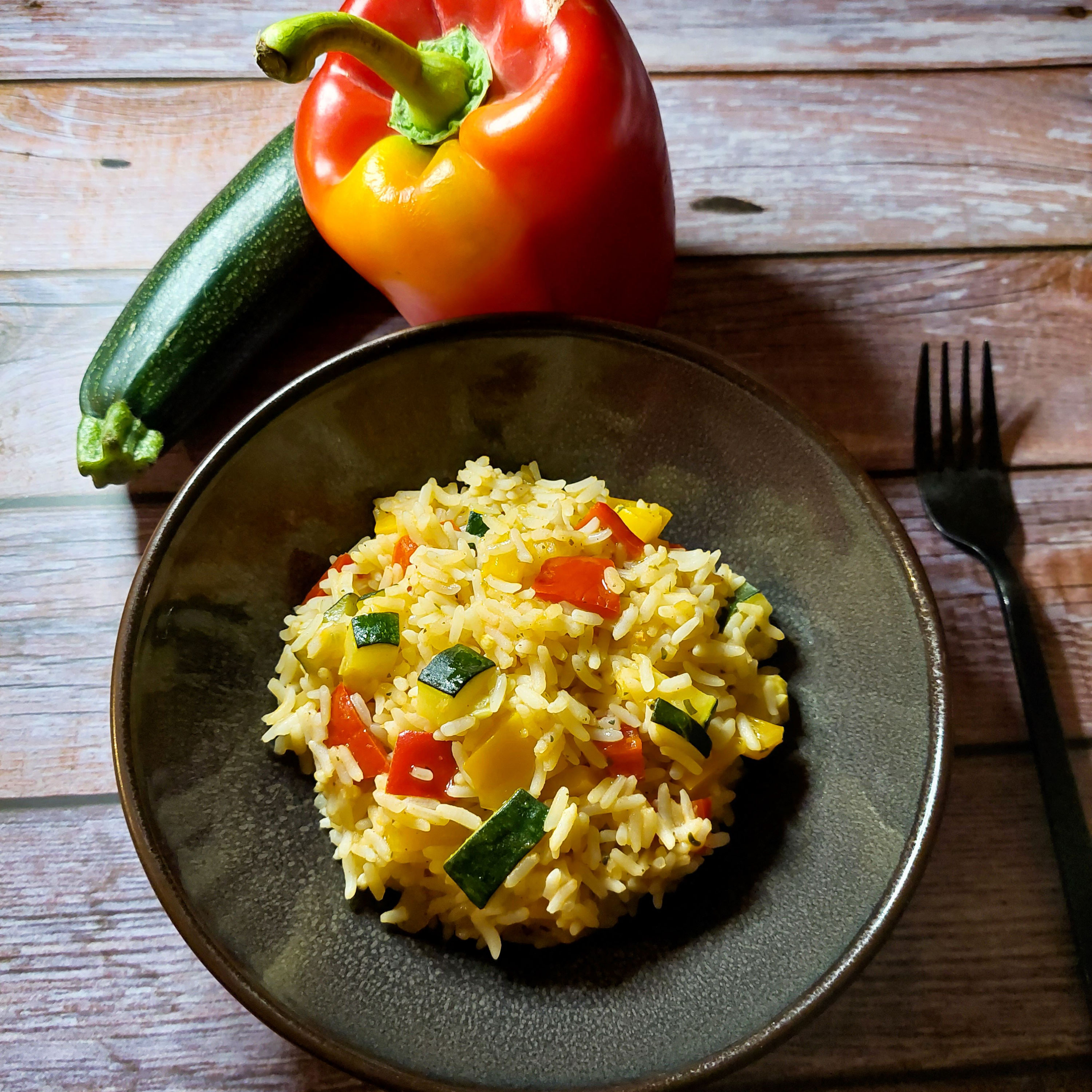 Zucchini-Paprika-Reis Pfanne - Der vegane Foodblog