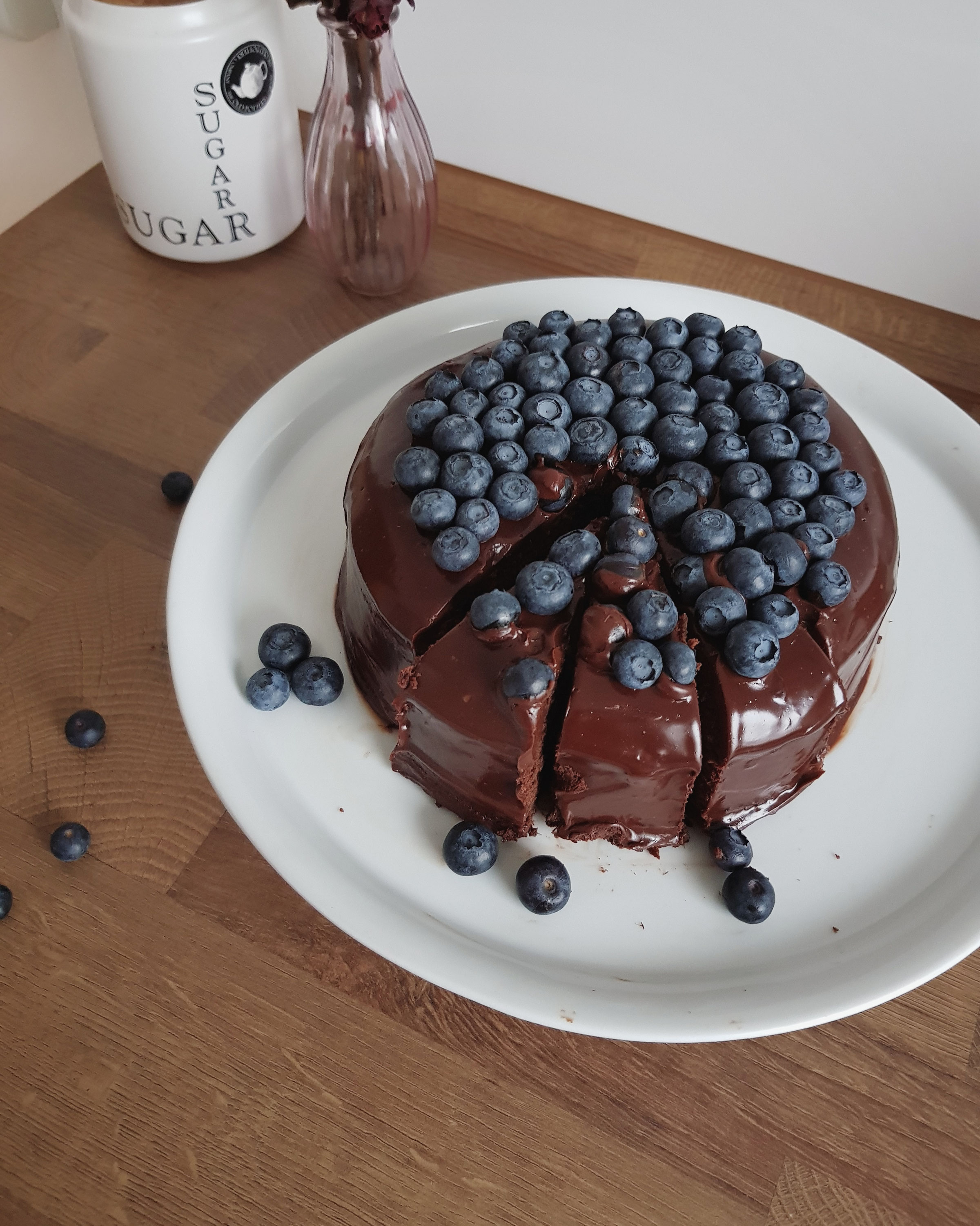Schokoladenkuchen mit Heidelbeeren - mybakediary