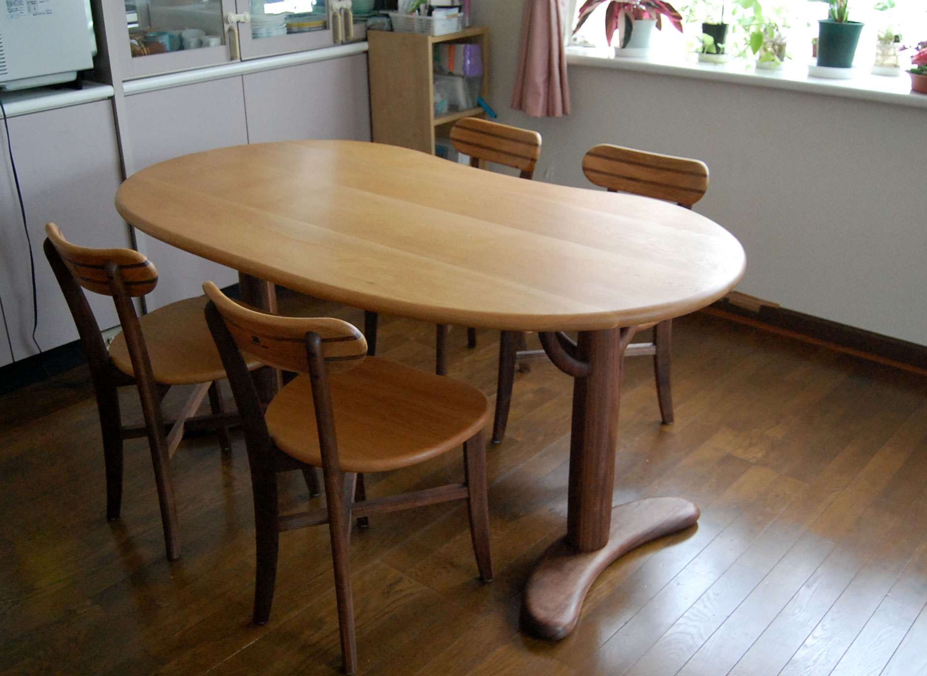 そら豆ダイニングテーブルセット さいたま市 ｉ様邸 神奈川の家具工房ひょうたん蔵