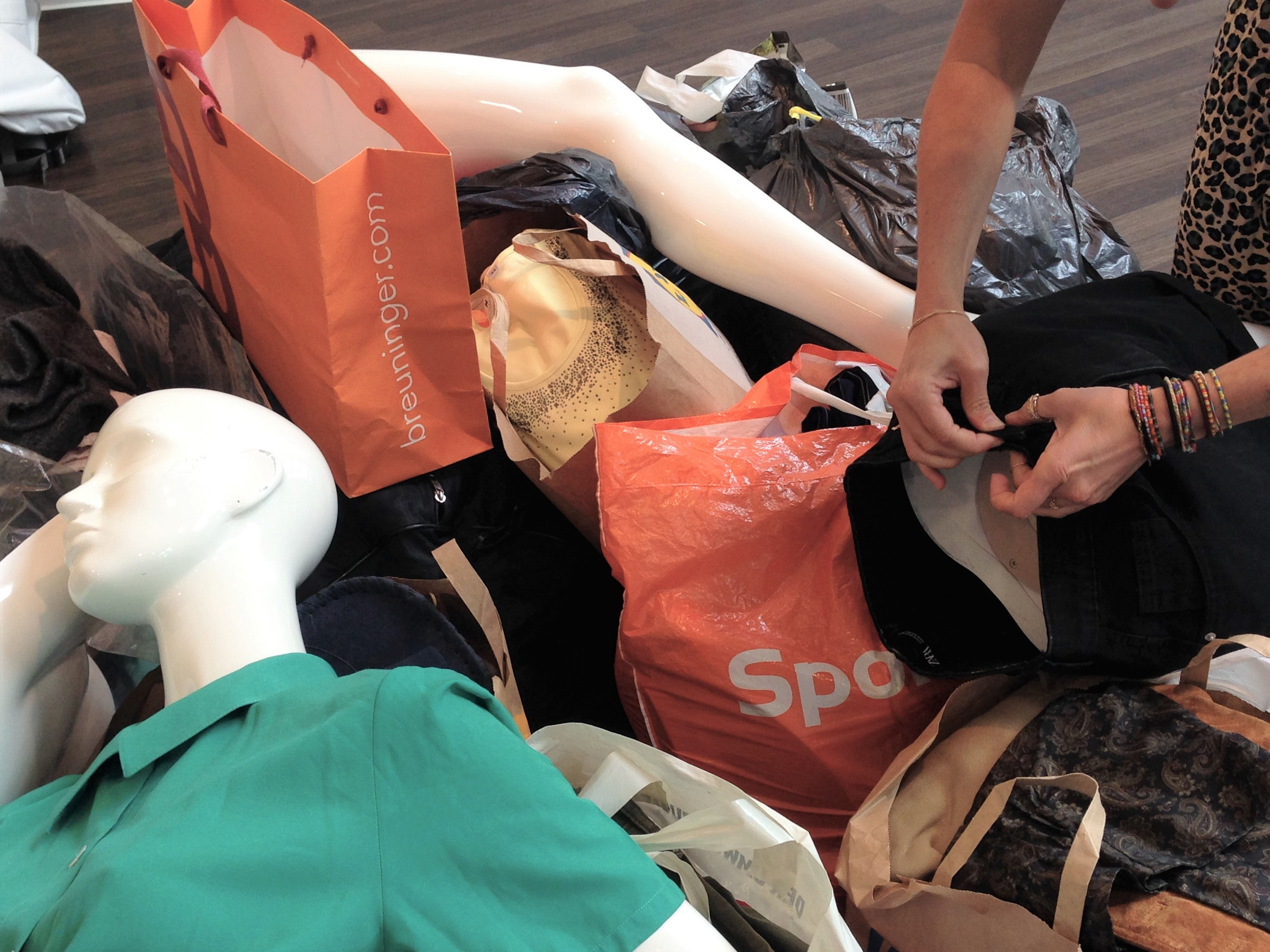 Kleider spenden: Future Fashion Store x SECONTIQUE Future Fashion