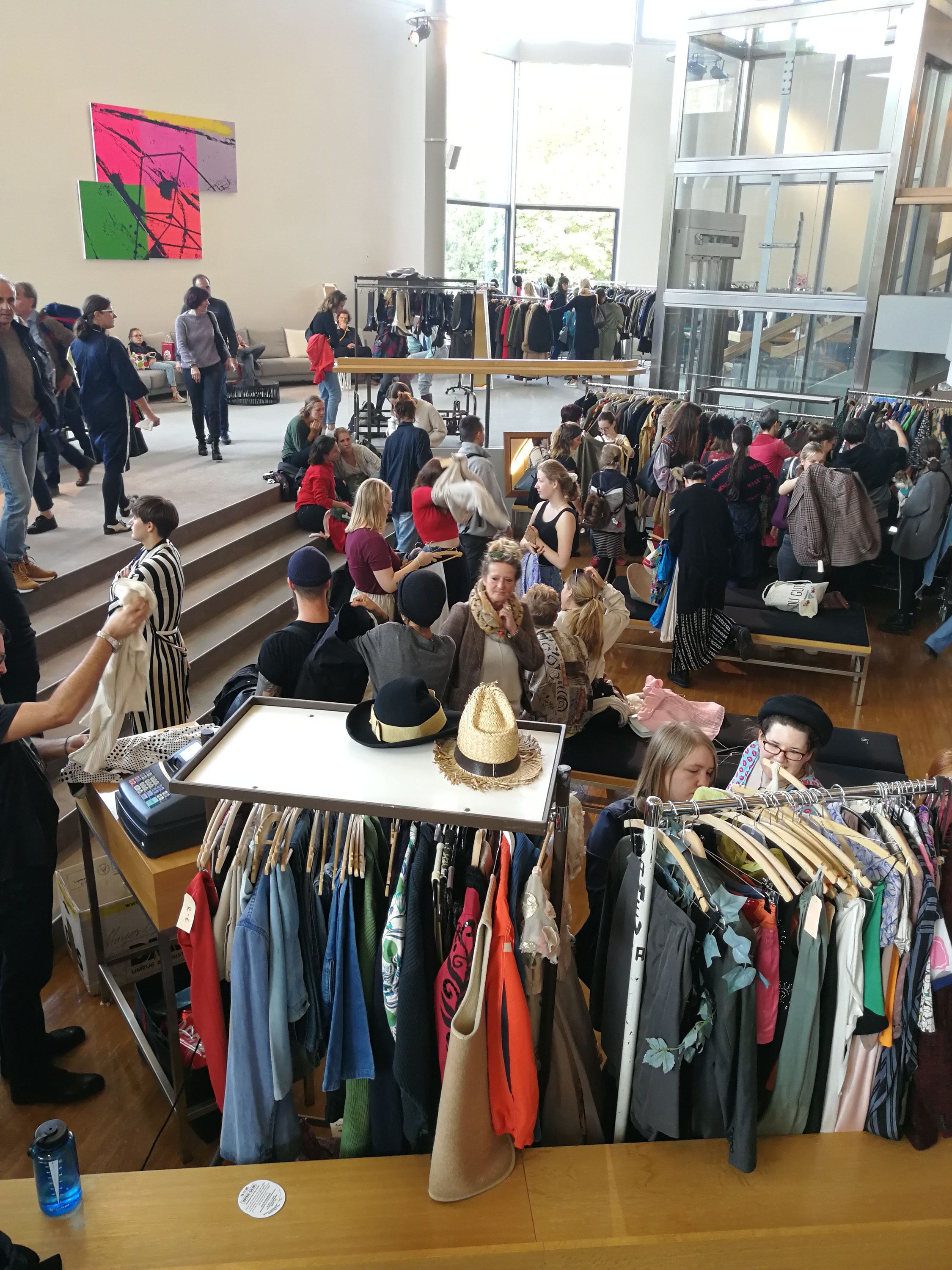 Vintage Salon - Future Fashion