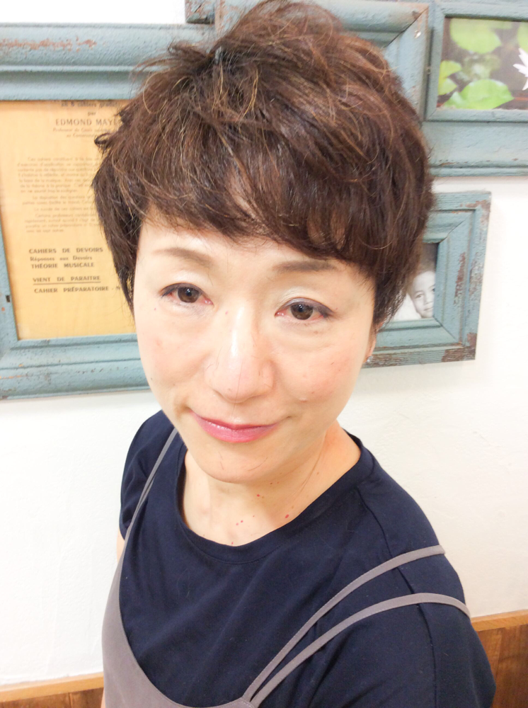 ケンさん そう言うブログ書いていると 相模原市緑区の理容室 床屋 美容室オーブヘアミュージアム Orb Hair Museum メンズも女性も洗って乾かすだけで髪が決まるカット パーマ ふんわり自然な縮毛矯正 多彩なカラー 安全なヘナカラー その人の生活の中に息づく