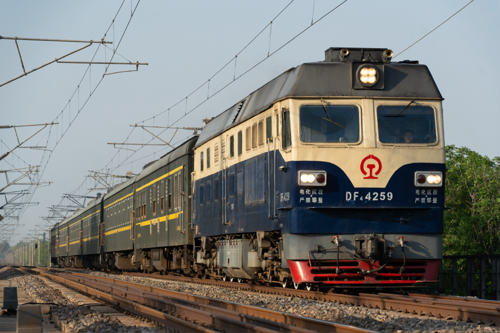 中国で撮り鉄！ - 電車とバスの写真館