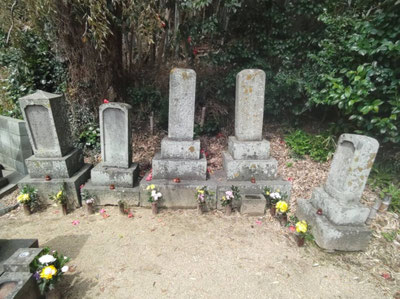 先祖墓5基（竿石以外を撤去）