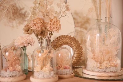 prestation sur mesure décoration bohème chic mariage élégant raffiné haut de gamme romantique globes fleurs bohèmes