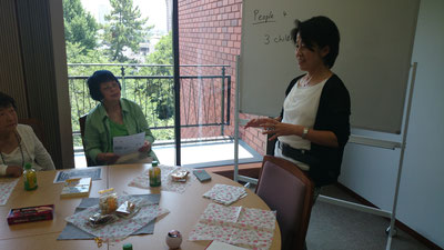 Ritsuko talks on Language Art.