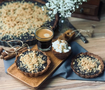 Mohntarte mit Apfel & Streusel