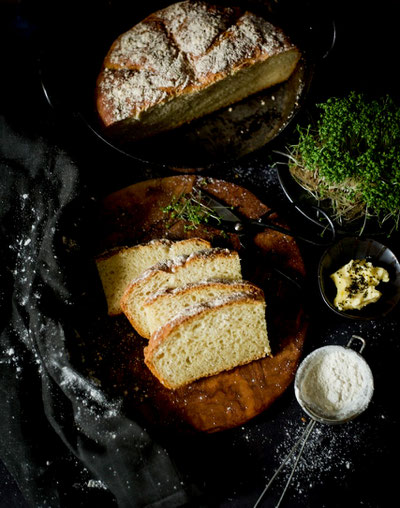 Brot, Brotzeit, Erdäpfelbrot, Kartoffelbrot, Topfenbrot, Kartoffeltopfenbrot, Topfbrot, Brot aus dem Topf, Backen, Brot backen, Dinkelbrot, Dinkelmehl, 