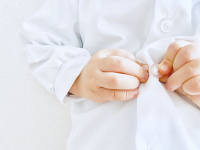 子どもがひとりでお着替えできるのはいつから？