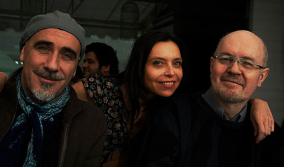 De gauche à droite: Jacques Rampal, Gaëlle Billaut Danno et Pierre Azéma, photo prise lors de la tournée en Inde et au Népal.