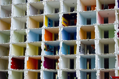 foto kleurrijke hoogbouw