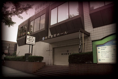  入り口は建物内になる予定です。