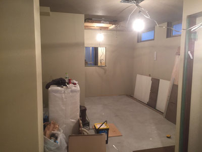 小屋裏収納ハシゴ