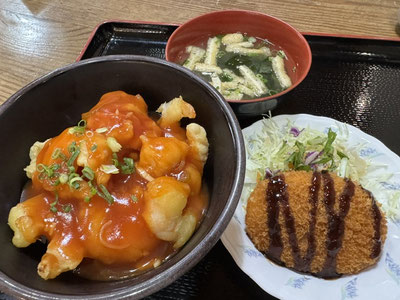 AZの日替わりランと600円でドリンクバー付き!