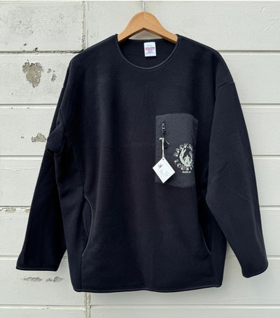 BLACKのみです。