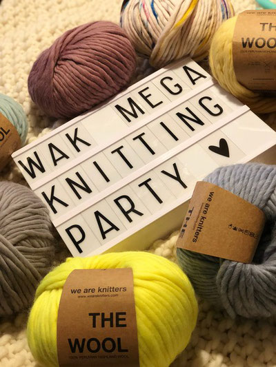 Zweite WAK Mega Knitting Party Düsseldorf