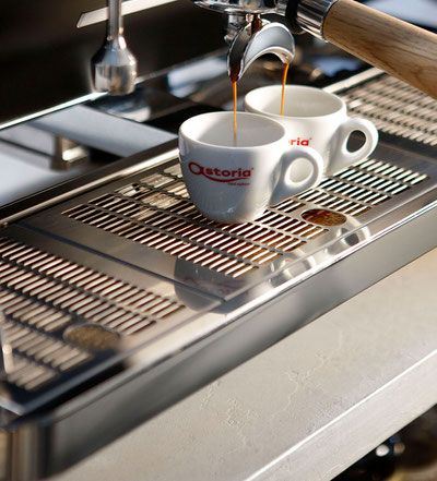 Astoria Storm / Gastro Espresso Siebträgermaschine mit Dual- Multiboilersystem / Schalenregulierung