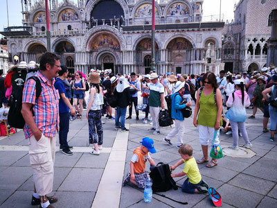 ...Picknick am Markusplatz