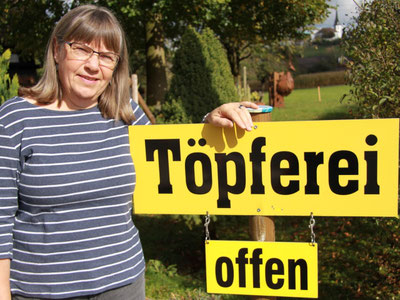 Fasziniert vom Material Ton: Regula Kiefer. Bild: zvg
