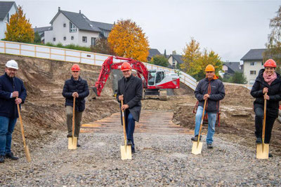 Spatenstich für die letzte Parzelle "im Eich" in Gossau. Bild: Seraina Boner