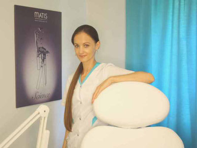 Barbara Aeppli-Bertoni in ihrem Kosmetik-Studio in Grüt. Bild: zvg