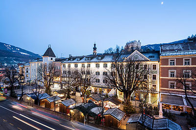 Regionale Köstlichkeiten auf dem Brunecker Christkindlmarkt