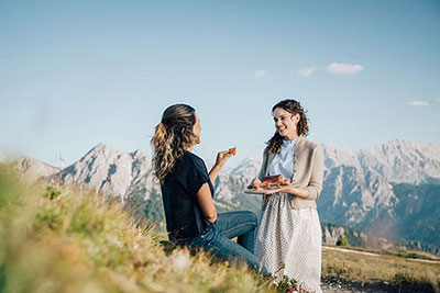 Südtiroler Speckfest am Kronplatz: Genuss & Live-Musik in traumhafter Natur im Pustertal in Südtirol