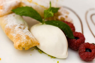 Apfelstrudel-Parfait - Luis Haller Rezept aus Südtirol Fragsburg Gourmet Südtirol