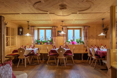 Hofschank-Eggerhof-Restaurant-Café-Vöran-Verano-Taverna-al-maso-Eggerhof-Alto-Adige-Gourmet-Südtirol