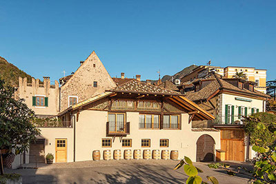 Weinstammtisch im Weingut Schmid Oberrautner in Bozen in Südtirol