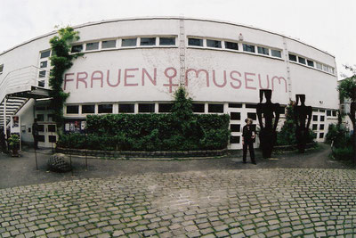  Frauenmuseum Bonn Foto Horst Pitzen