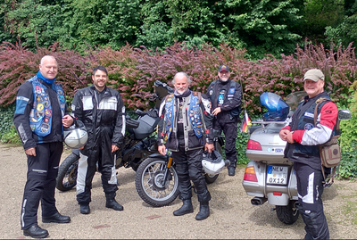 Blue Knights® Germany XIV Mittelfranken, Chapterausfahrt mit Franz, LayOut: "Grisu" Peter Dorsch Bayreuth, Kulmbach Bikerfest, Fränkische Schweiz Motorrad, Motorradsternfahrt Kulmbach 2025, Patches: Alfons Ulrich Blue Knights, Blue Knights 14