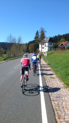 André Melech, Klaus Gelfert, Jörg Müller, Dominique Thury, Tim Schicker & Benjamin Heinz bei einer Radtour.